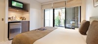 Studio Spa Room