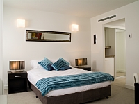 Queen Bedroom Queen Bedroom