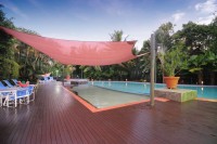 Oasis Pool & Deck
