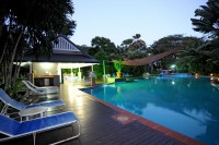 Oasis Pool & Deck 