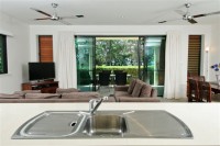 Views to the balcony and Beach