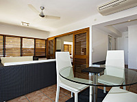 Dining Area Dining Area