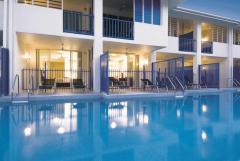 Port Douglas Resorts - Enjoy the luxury of slipping into the Swimming Pool directly from your balcony in a Swimout Room - Port Douglas