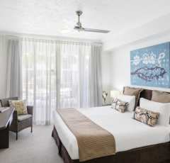 Port Douglas Resort - Hotel style room at Sikari Lagoons Port Douglas - enjoy Spa or Swimout options Port Douglas Resort - Hotel style room at Sikari Lagoons Port Douglas - enjoy Spa or Swimout options