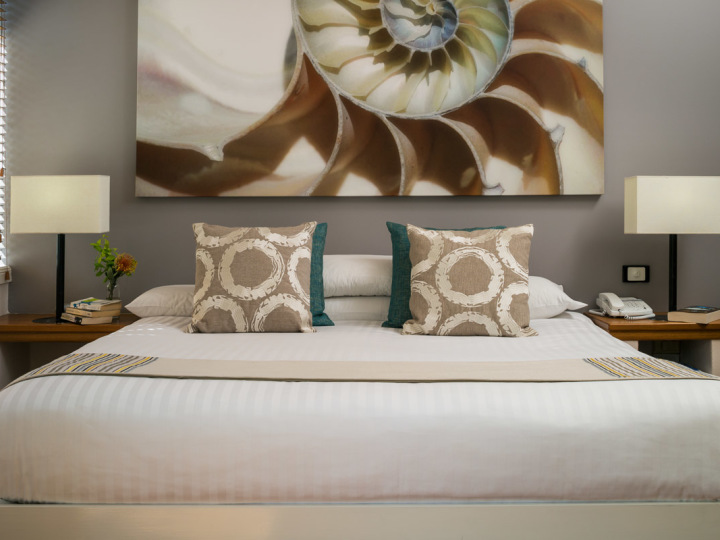 Alamanda Resort Palm Cove - Luxury King Bedrooms 