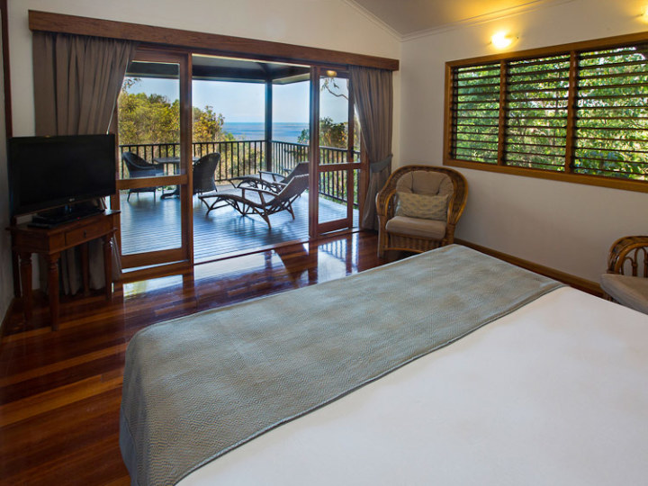 Port Douglas Resort - Eco Resort Port Douglas - Sandpiper Suite at Thala Beach Lodge | Luxury Rainforest Eco Retreat Resort
