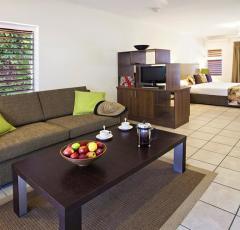 Studio Suite - Reef Retreat Palm Cove Resort style accommodation Studio Suite - Reef Retreat Palm Cove Resort style accommodation