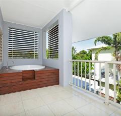 1 Bedroom Apartment - Mantra Aqueous Port Douglas Holiday Accommodation