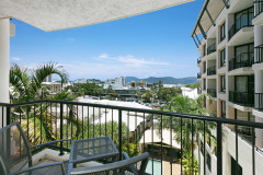 1 Bedroom Apartment City View - Mantra Esplanade Cairns