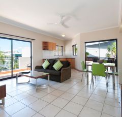 1 Bedroom Spa with private Rooftop Jacuzzi - Port Douglas