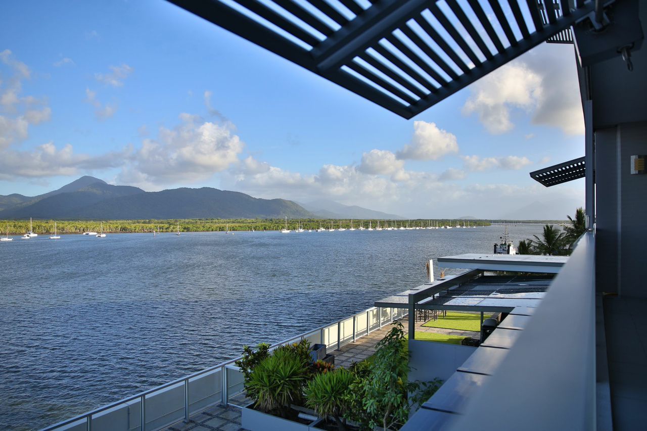 Cairns Luxury Apartments Harbour Lights Private Apartments BEST Deals