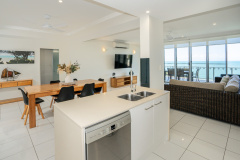 3 Bedroom Apartment Kitchen - Trinity Beach Vue Apartments