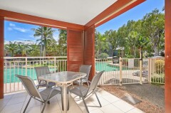 414 Private Apartment Palm Cove Poolside Patio 