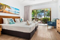 612 Studio Bedroom king or twin Palm Cove Amphora Apartment