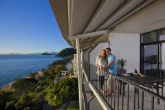 Amaroo on Trinity - Cairns' Beaches Holiday Accommodation overlooking Trinity Beach