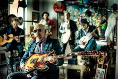 Black Sorrows - Port Douglas Carnivale 2016 