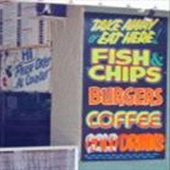 Café Fish bites and pizza