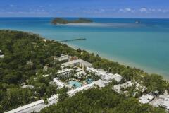 Cairns popular beach - Palm Cove 