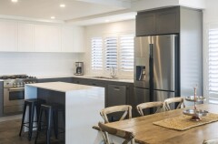 Kitchen & Dining - Clifton Beach Holiday Home - ARL