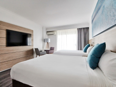 Deluxe Room with 2 Double Beds | Novotel Oasis Resort Cairns