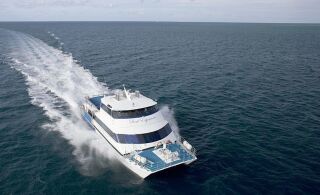 Dive & Snorkel Tours Cairns - Captains Club lounge 