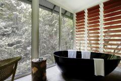 Enjoy the rainforest from your luxurious soaker bath tub on the balcony | Rainforest Bayan at Daintree Eco Lodge