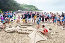 Family Beach Day - Port Douglas Carnivale 2016 