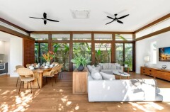 Fully Airconditioned with ceiling fans - or open the doors and enjoy the breeze