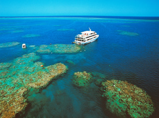 Great Barrier Reef Cruise Ship | 3,4 or 7 Day Cruise