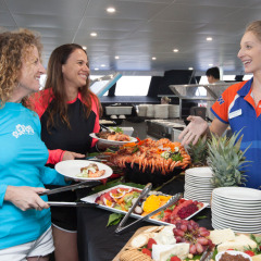Great Barrier Reef Tour | Buffet Lunch