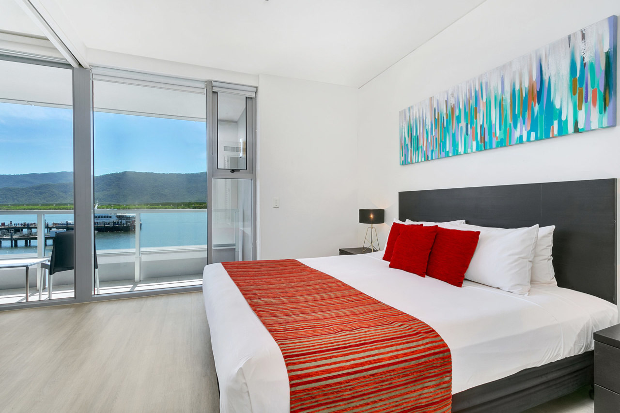 Cairns Private Apartment in Cairns Harbour Lights Complex Cairns Holiday