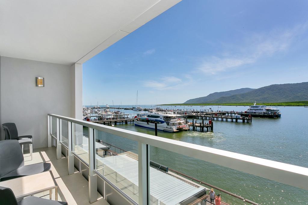 Cairns Private Apartment in Cairns Harbour Lights Complex Cairns Holiday