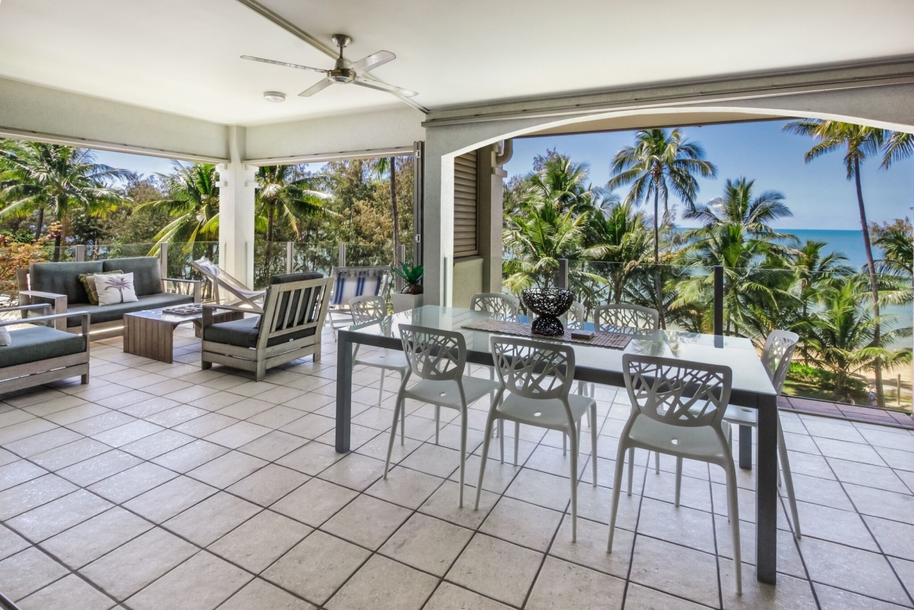 Palm Cove Beachfront Luxury Beachfront Private Apartments Cairns Beaches