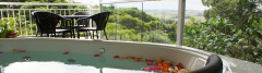 Luxurious Double Spa overlooking Cairns Tablelands