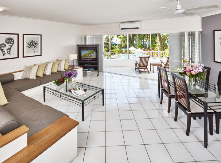 One Bedroom Suites - Alamanda Palm Cove by Lancemore