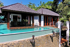 ort Douglas Luxury Beachfront Holiday Home, in the heart of Port Douglas 