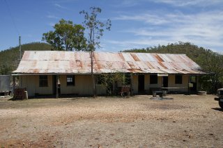 Chillagoe Caves Tour From Cairns - Outback Queensland historical buildings - Chillagoe