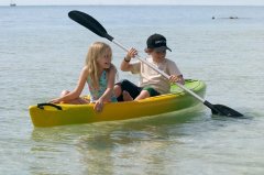 Paddle the Barrier Reef 