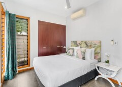Second Queen Bedroom | Palm Cove Holiday Home - 54O
