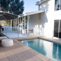 Palm Cove Holiday Home with private plunge pool (heated in winter)