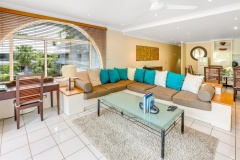 Palm Cove Private Apartments Alamanda Beachfront Resort | Open plan stylish resort living
