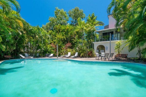 Palm Cove Private Holiday Apartments | Budget Holiday Apartments Palm Cove Accommodation