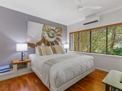 Palm Cove Resorts - Alamanda Palm Cove - Master Bedroom 
