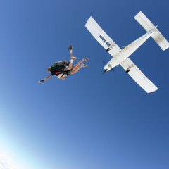 Parachuting Cairns Great Barrier Reef