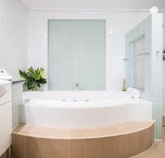 Peninsula Ocean View Bathroom |  Boutique Hotel Port Douglas