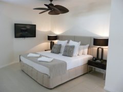 Port Douglas Club Tropical Resort |Penthouse Master Bedroom