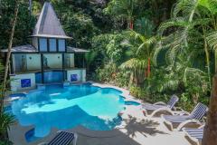Port Douglas Adult Only Deluxe Accommodation