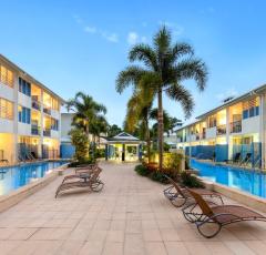 Port Douglas Resorts - Silkari Lagoons Port Douglas Hotel and Apartment style accommodation