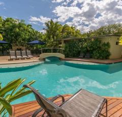 Swim Out Decks available Port Douglas Adult Only Accommodadation 