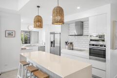 Full Kitchen Facilities - Trinity Beach Beach House  | Cairns Beaches Accommodation